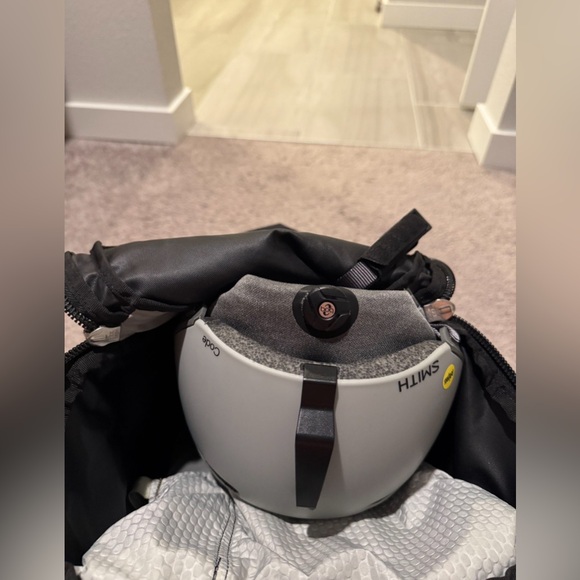 Osprey Skarab 22L Backpack - Picture 6 of 7